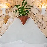 Starlight Luxury Seaside &