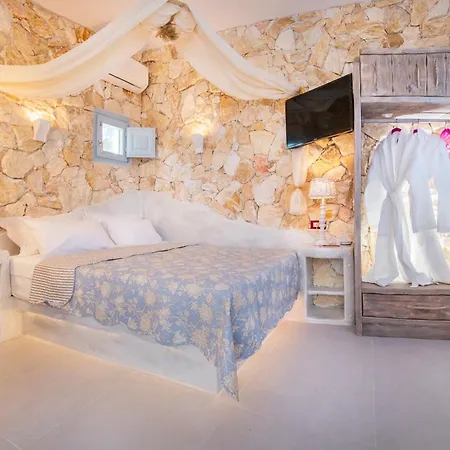 Starlight Luxury Seaside & *