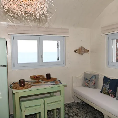 Starlight Luxury Seaside & فيلة