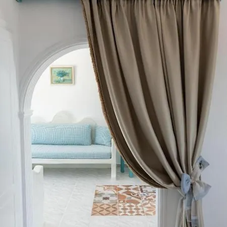 Starlight Luxury Seaside & فيلة