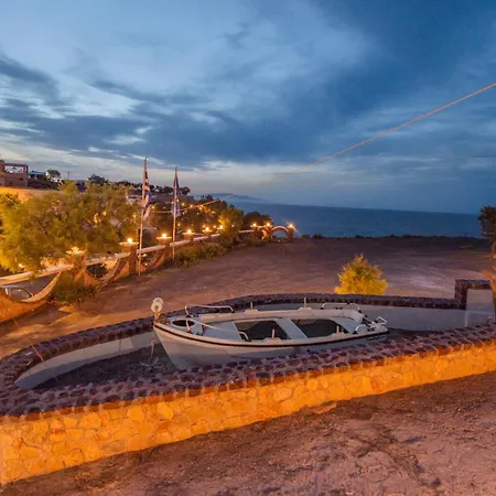 Starlight Luxury Seaside & Villa