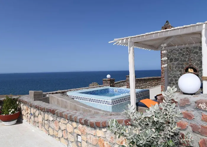 Starlight Luxury Seaside & Villa