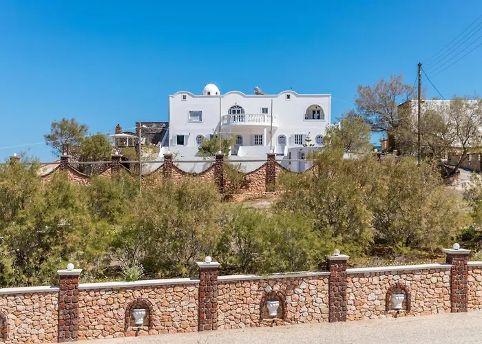 Starlight Luxury Seaside & *