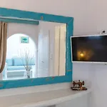 Starlight Luxury Seaside & Villa Imerovigli (Santorini)