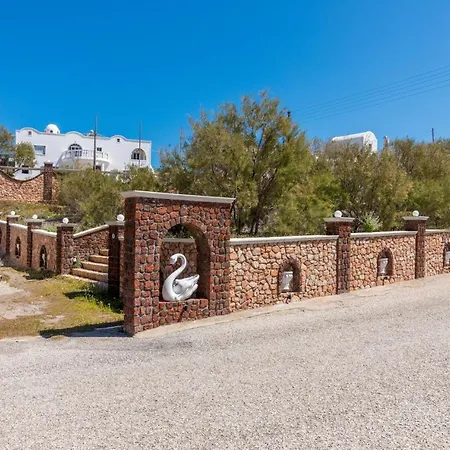 Starlight Luxury Seaside & Imerovigli (Santorini)