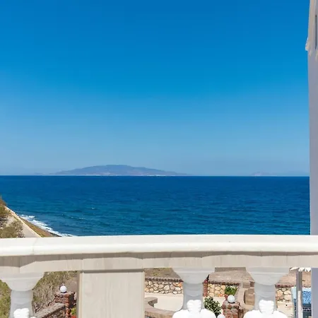 Starlight Luxury Seaside & *