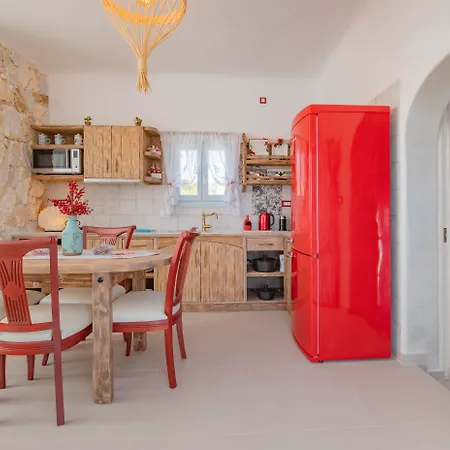 Starlight Luxury Seaside & Villa