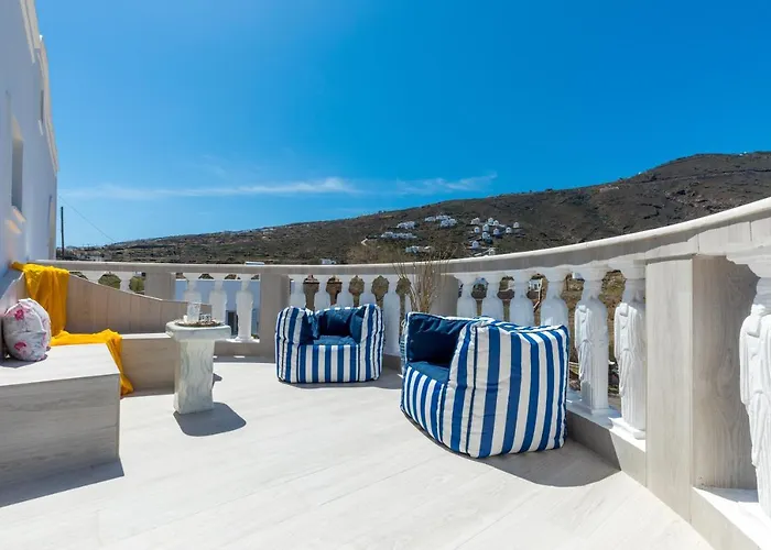 Starlight Luxury Seaside & *