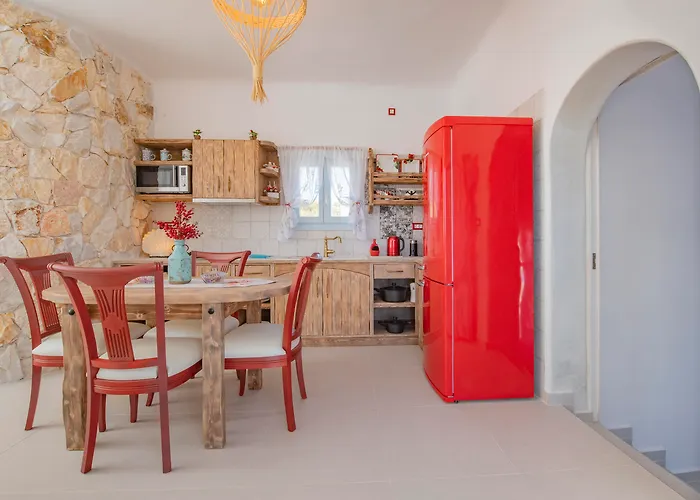 Starlight Luxury Seaside & Villa