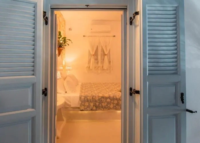 Villa Starlight Luxury Seaside & Imerovigli (Santorini)