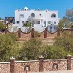 Starlight Luxury Seaside & Villa